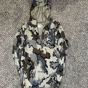 KUIU Men’s XL merino wool 145 camo
